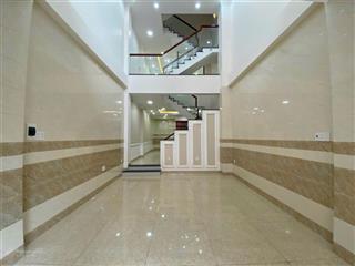 Bán nhà mới, 3,5 tầng đường nhựa 6m ô tô thoải mái, ngay quốc lộ 13 hiệp bình phước