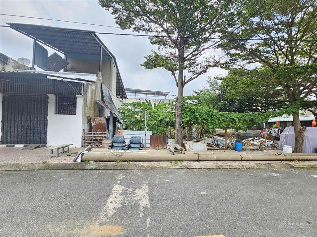 Đất đẹp 110m2 ngang 5m kdc đất mới gần ngã tư chiêu liêu tp. dĩ an