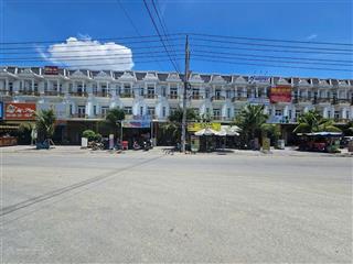 Nhà phố shophouse đối diện chung cư bcons ngay cổng kcn tân đông hiệp b dĩ an (tphcm) sổ hồng riêng