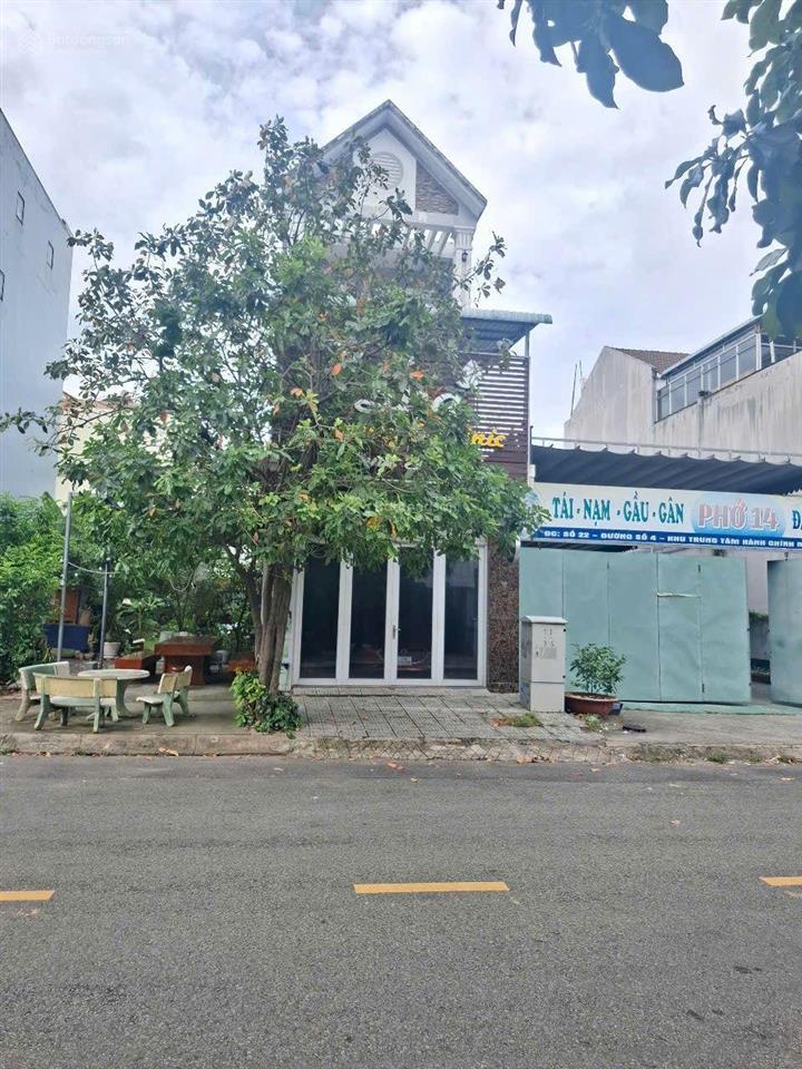 Nhà phố khu trung tâm hành chính tp dĩ an( tphcm)