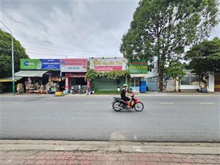 Nhà mặt tiền 932m2 ngang 10.8m kinh doanh tốt thu 50tr tháng gần chợ dĩ an 1 và bigc go