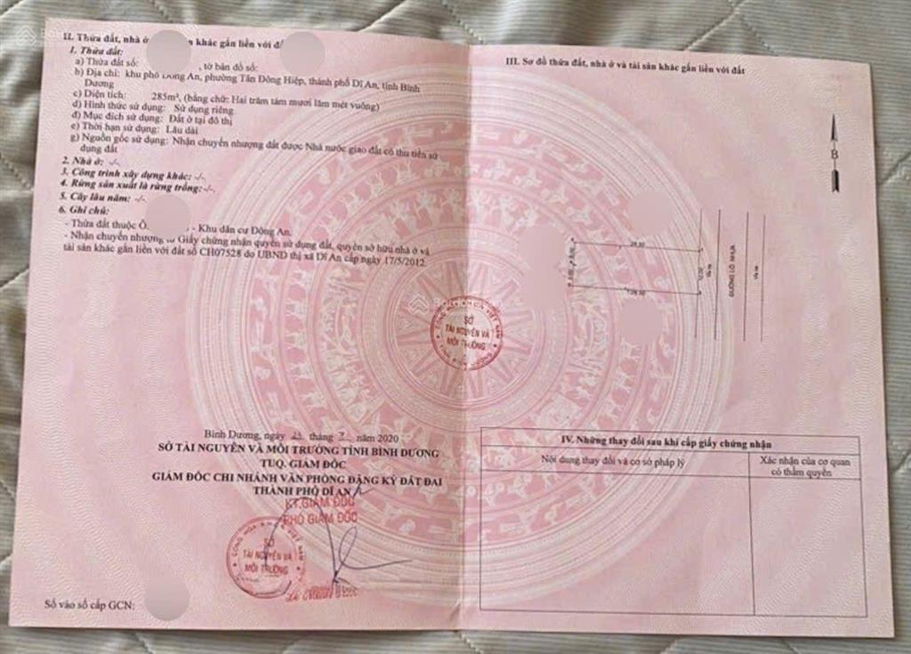 Nhà trọ 1 trệt 1lầu thu 20 triệu kdc đông an kế cổng kcn tân đông hiệp