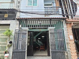 Nhà phố gần chợ xóm nghèo và vincom 550 dĩ an