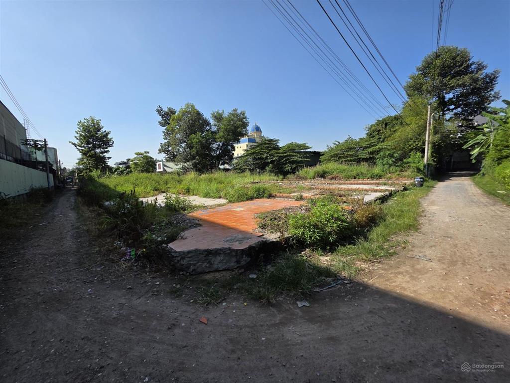 3 lô đất đẹp mới tách gần ngã tư 3 cây điệp và vincom550 dĩ an