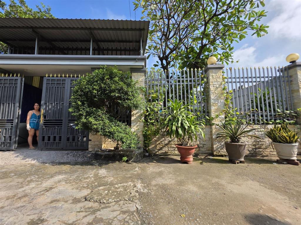 Nhà 393.8m2 ngang 10.68m cấp 4 sân vườn gần chợ dĩ an 1, phường dĩ an, tp dĩ an
