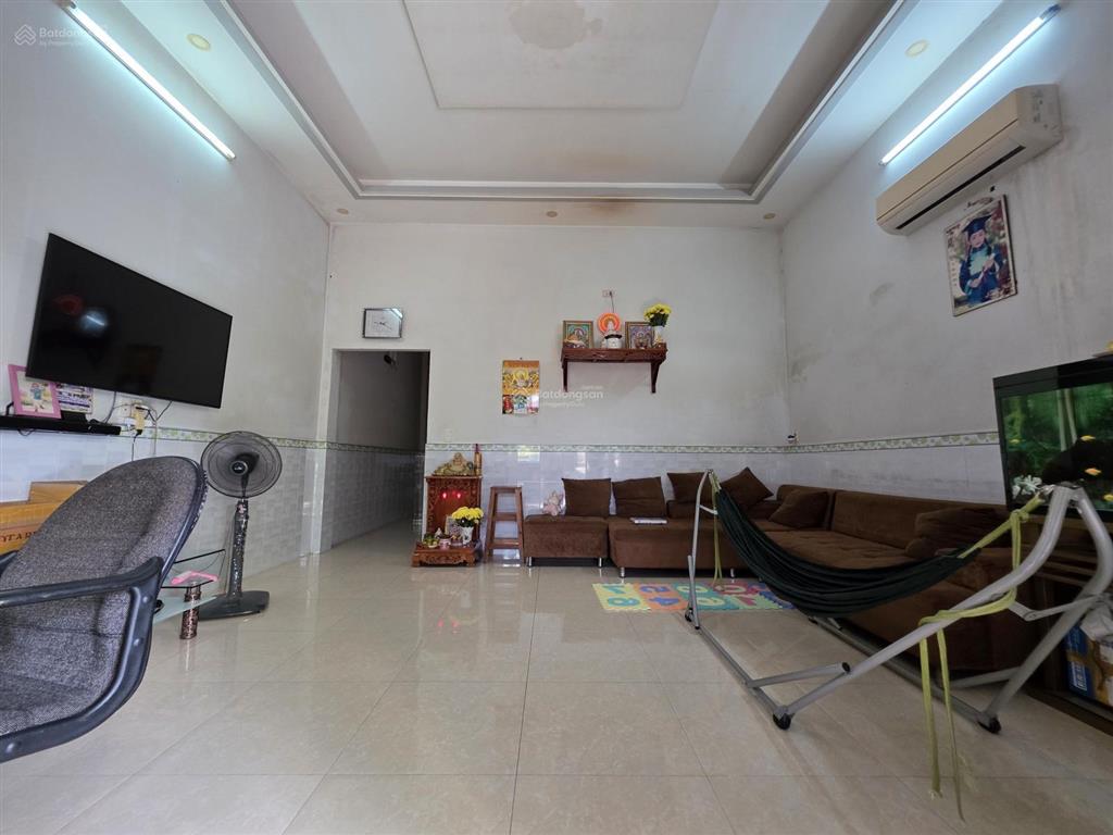 Nhà 393.8m2 ngang 10.68m cấp 4 sân vườn gần chợ dĩ an 1, phường dĩ an, tp dĩ an