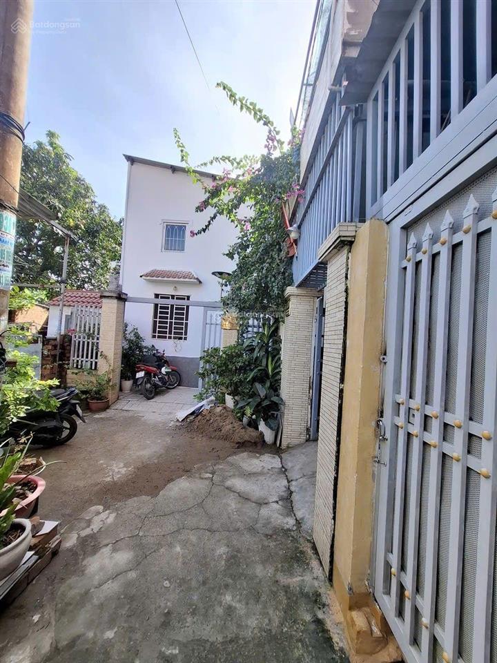 Nhà gần trung tâm y tế dĩ an, phường tân đông hiệp, tp dĩ an.