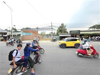 Đất đối diện trường cấp 2 mặt tiền đường nguyễn thị tươi, phường tân bình, tp dĩ an