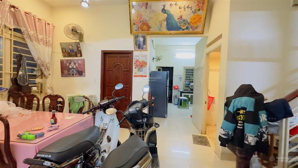 Nhà mặt tiền nguyễn đình chiểu gần bigc go p. đông hòa dĩ an