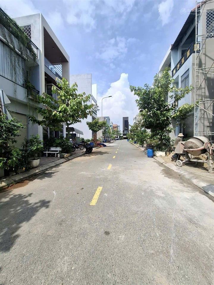 Nhà phố hoàn công kdc phú hồng thịnh, phường bình an, tp dĩ an