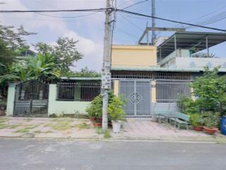 Nhà kdc đất mới, gần ngã tư chiêu liêu, phường tân bình, tp dĩ an.