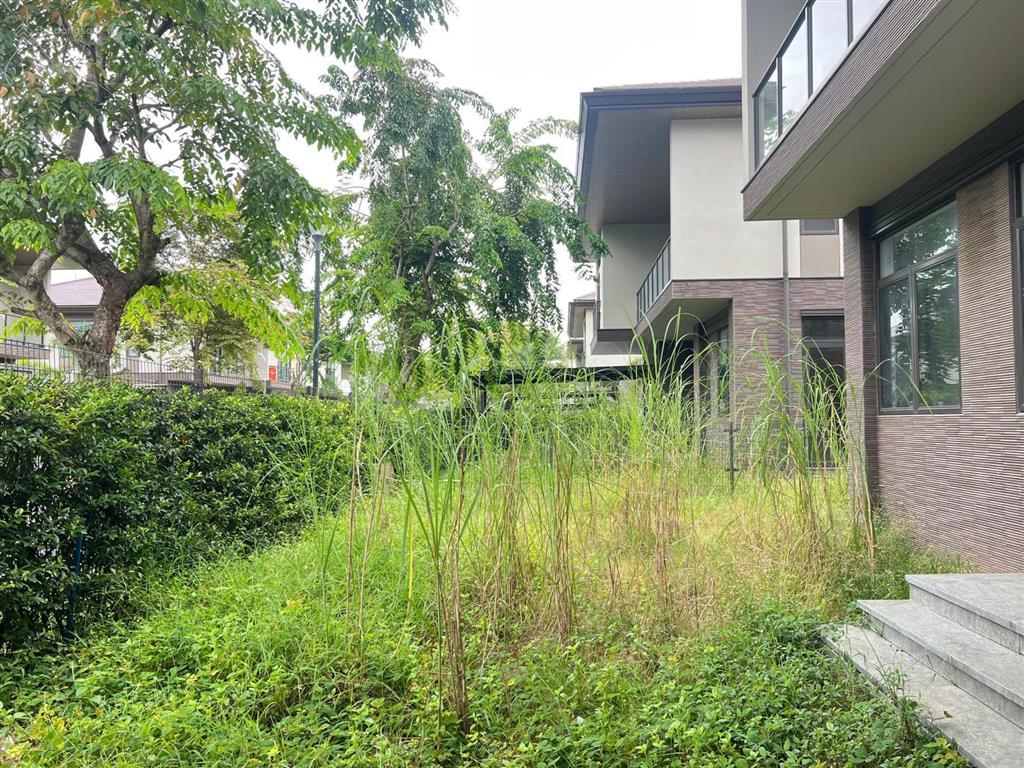 Bán dinh thự 560m2, 2 mt ven sông, giá 25 tỷ, cụm vip nhất rivera