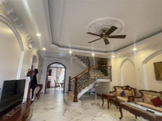 Giảm giá gần 12 tỷ cho 1 biệt thự vị trí trung tâm quận 1. tổng diện tích sử dụng 370m2.