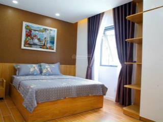Khách sạn 36 full nội thất, vị trí cực đẹp, góc 2 mặt tiền
