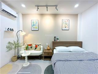 Siêu phẩm căn hộ studio, full nội thất , có cửa sổ ngay trung tâm quận 5