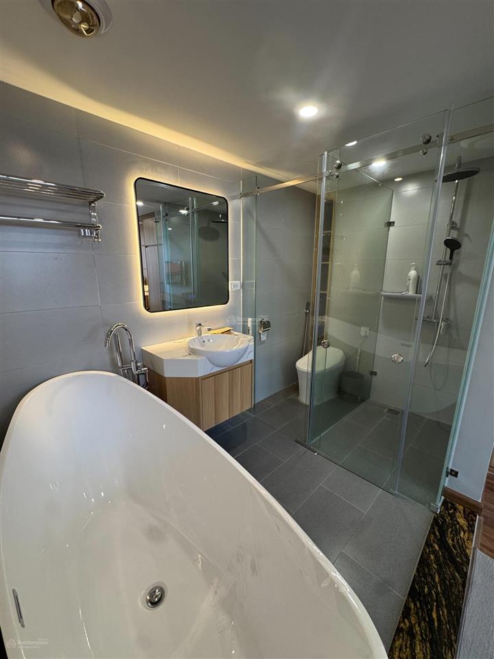 Cho thuê cc mini đẹp, 100m2, 18,5 triệu tại đào tấn, ngọc khánh, ba đình, hà nội