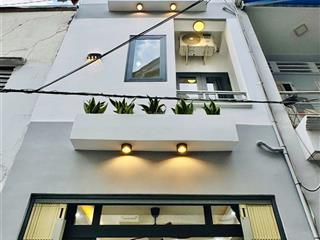 Cần vốn làm ăn bán nhà lê quang địnhbình thạnh giáp phạm văn đồng. giá 3tỷ570/66,6m2 cho thuê 22tr