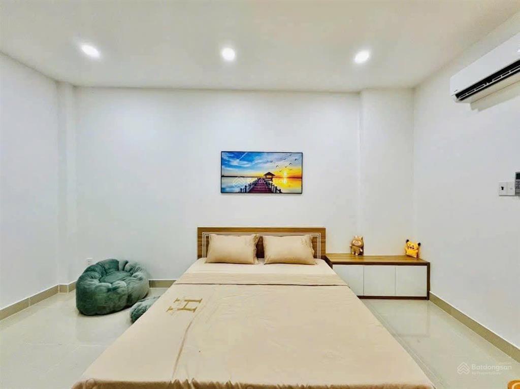 Bán nhà trung tâm trần não  quận 2 gần công viên sala. chỉ 4tỷ210/70,4m2. cho thuê dài hạn 27tr