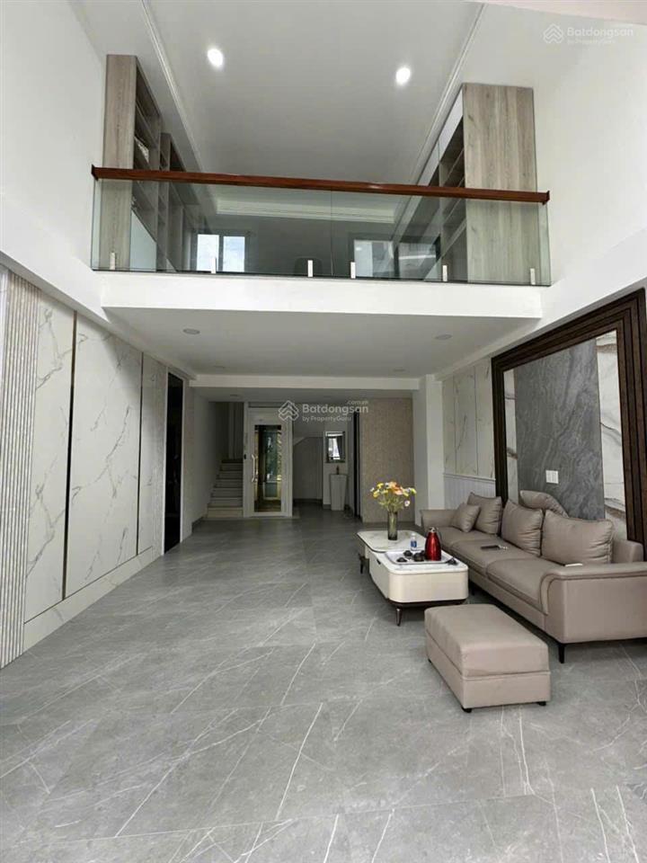 Chia tài sản bán gấp nhà hxh phạm văn chí, 4 x 14, 4 tầng btct, 4 pn, thiết kế hiện đại, cao cấp