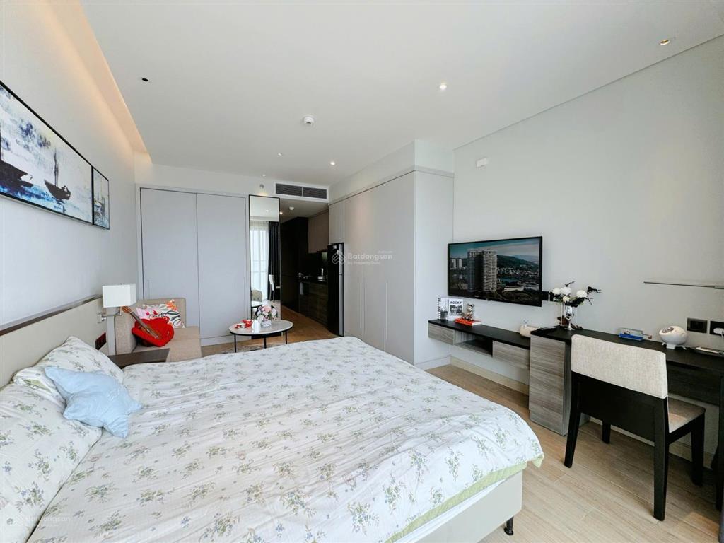 Cần bán căn studio căn citadines view hồ, cầu cảnh quan citadines
