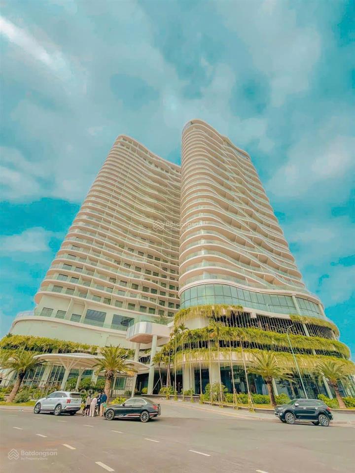 Bán nhanh căn hộ studio tòa citadines tầng cao, view hồ + thành phố, giá chỉ 1 tỷ 950