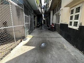 Bán nhà trung tâm tân phú vườn lài 20m  ngang 4.5m  2tầng gần 40m2  không lộ giới  4.xtỷ