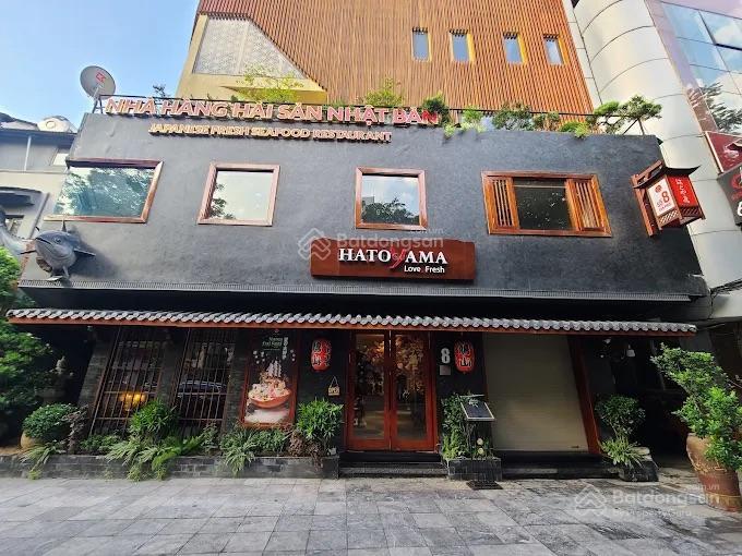 Cực phẩm.cho thuê nhà mặt phố huỳnh thúc kháng.diện tích 250m2 x 2 tầng,mặt tiền 15m,giá 260tr/th