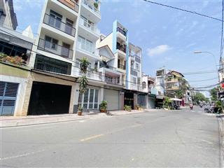 Mặt tiền đông hồ, phường 4 quận 8, 5 lầu, 7 phòng chỉ 9,8ty