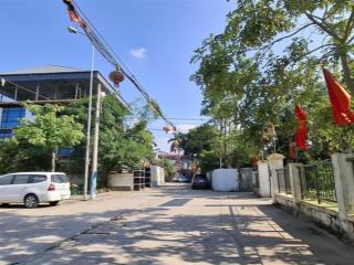 Hiếm! nhà liên mạc đầy đủ công năng, thang máy, 6 tầng, 30m2, ngõ thông, ô tô đỗ cổng, viu hồ