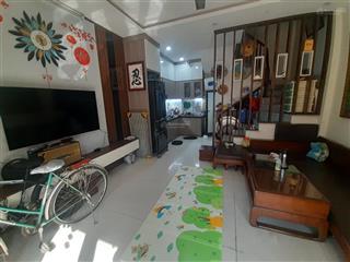 Siêu hiếm! nhà đẹp đông ngạc,33m2, 5 tầng, mặt tiền 4,5m, thoáng sáng, gần trường học các cấp