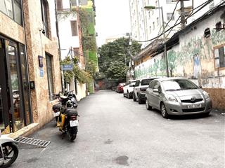 Hàng hiếm  nhà riêng cầu giấy  60m2  7 tầng  thang máy  ngõ thông  ô tô vào nhà