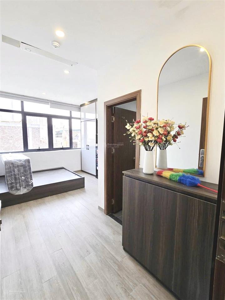 Gia đình em cần bánnhà vĩnh phúc75m8tầng*thang máy20/23phòng kkdoanh thu*1,8/năm.