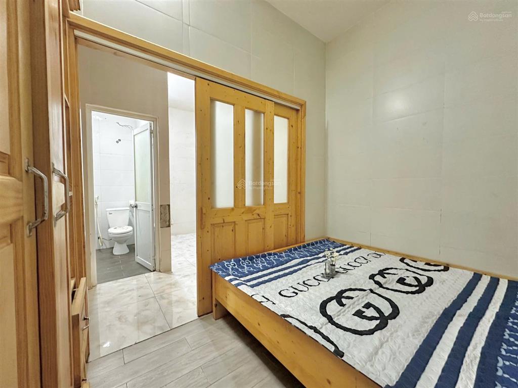 Căn hộ dịch vụ full nội thất ngay lê văn việt, ngã tư thủ đức, ufm, fpt, spkt, utc2, cđ công thương