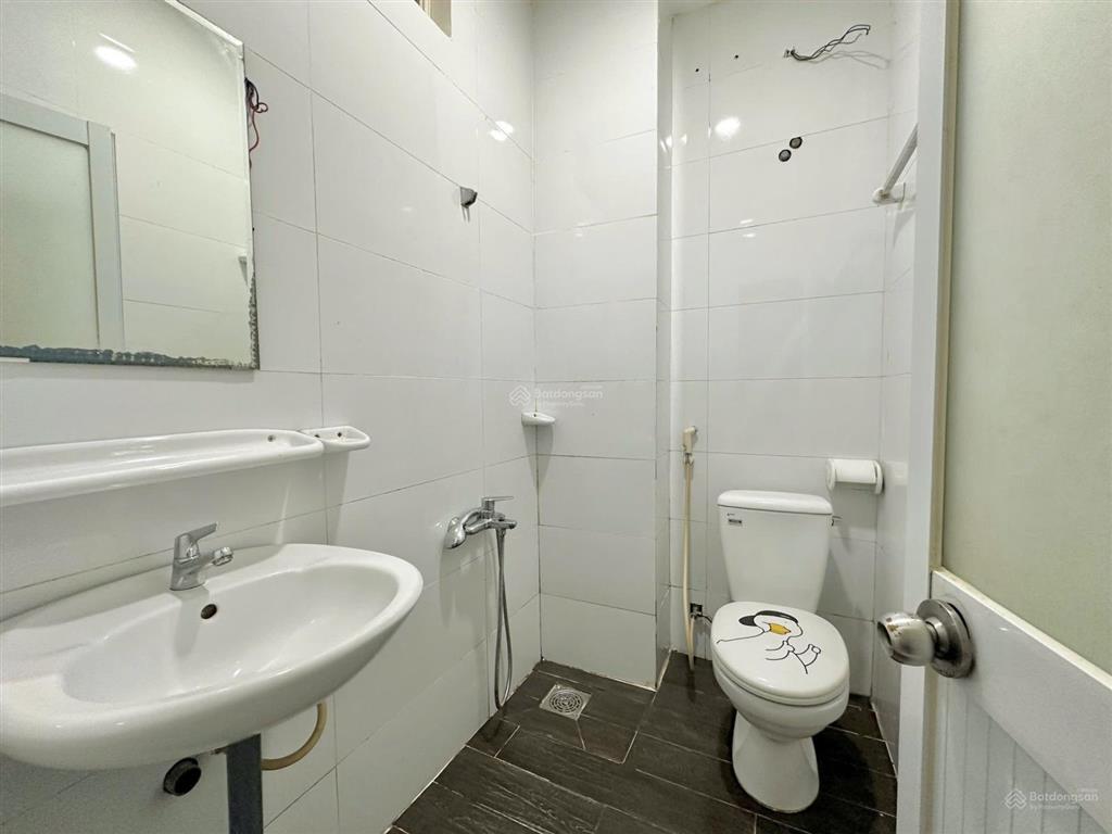 Căn hộ dịch vụ full nội thất ngay lê văn việt, ngã tư thủ đức, ufm, fpt, spkt, utc2, cđ công thương