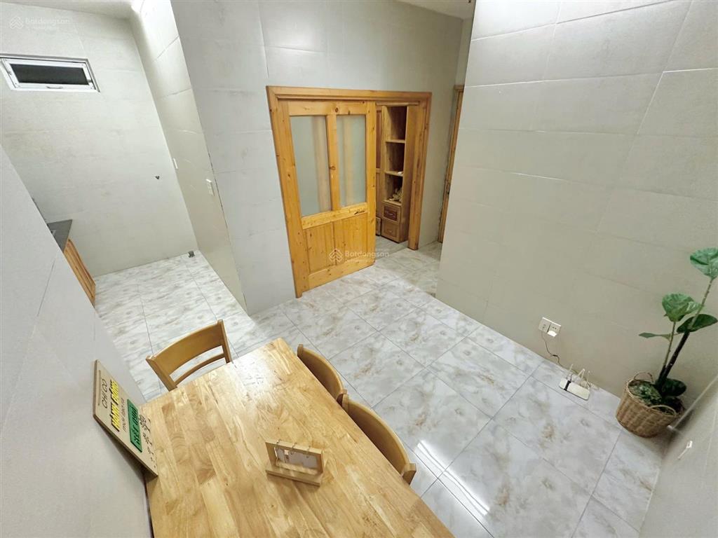 Căn hộ dịch vụ full nội thất ngay lê văn việt, ngã tư thủ đức, ufm, fpt, spkt, utc2, cđ công thương