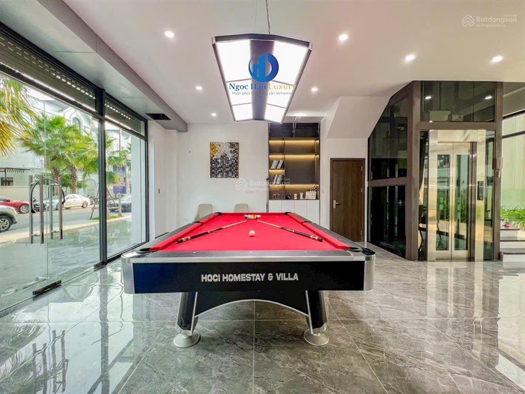 Cho thuê shop tmdv đối diện vincom, view biển nước mặn. có 6pn full đồ cao cấp