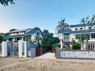 Biệt thự full nội thất giá chỉ 20 triệu/m²