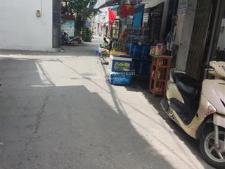 Bán gấp  nhà hẻm xe ba gác  33m2 1 trệt 1 lầu tặng full nội thất cao cấp  nhỉnh 4 tỷ tl mạnh.