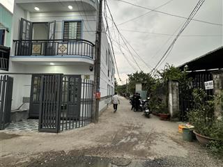 Nhà mặt tiền 1 trệt 1 lầu (4x10m) hóc môn ngay cầu lớn