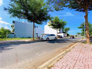 Cần tiền xoay gấp ra lô 93m2 chỉ giá 1,7 tỷ  sổ sẵn, vị trí cực đẹp, đường 20m, dân đông kín