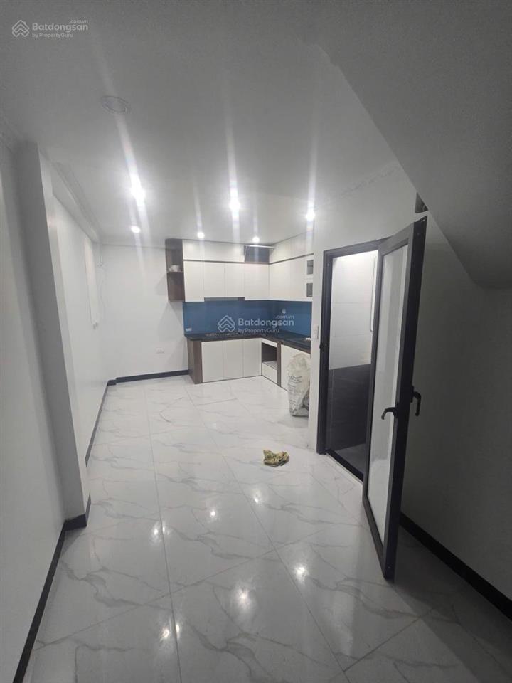 Hiếm! phố cầu giấy, mặt ngõ thông kinh doanh, 3 gác, gần phố, sổ vuông cực đẹp, mới, ở ngay 48m2*6t