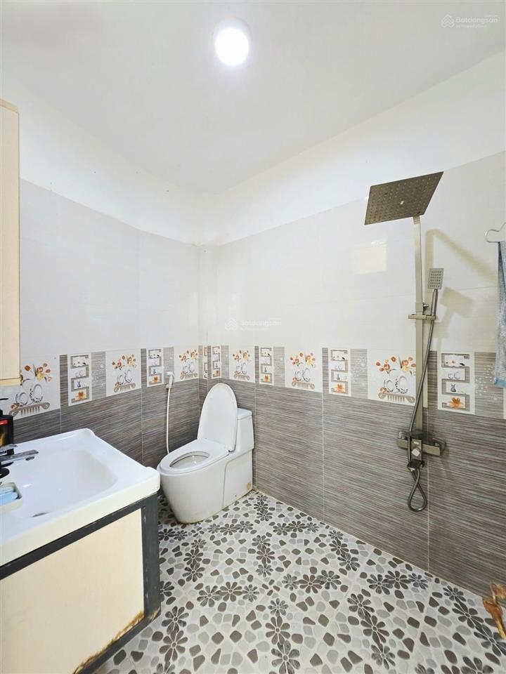 Nhà phố 111m2, 2 tầng, ngang 4.5m, hoàn công đủ, đường ô tô 9m, gần vinhomes grand park