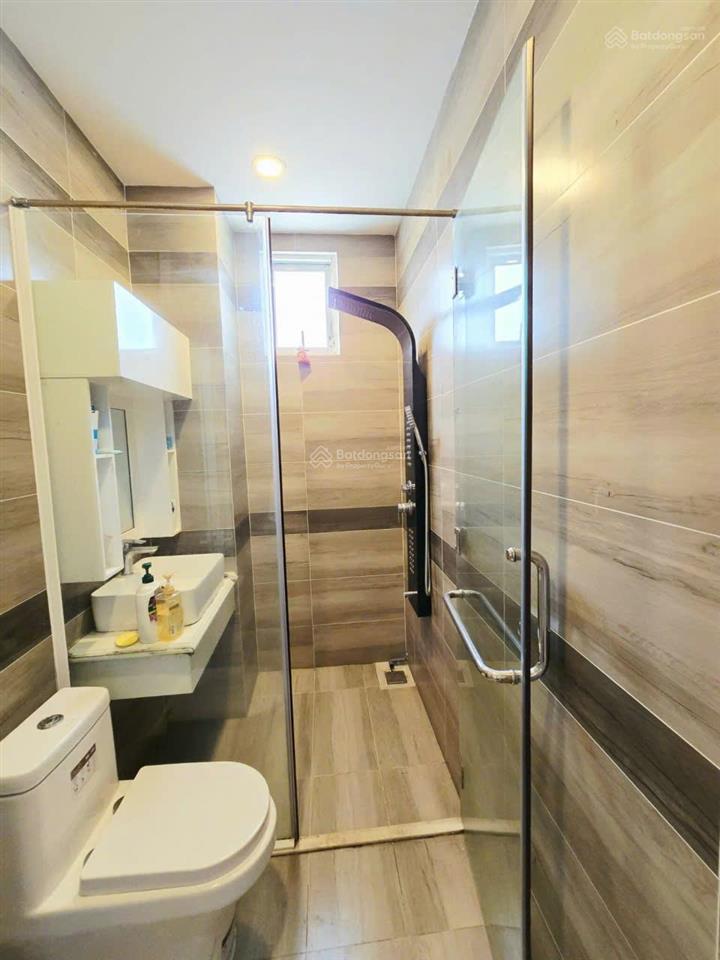 Bán nhà bề thế tặng thêm đất 5 tỷ quá đẹp xem là cọc ngay chắc chắn không còn căn nào đẹp bằng.