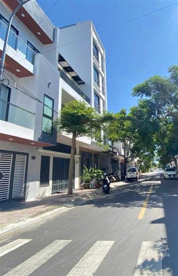 Bán nhà đẹp ba làngdt50m23tầng3pngóc2mt ôtô 6mvĩnh hoànha trangchỉ 6t5 chủ) sát biển.