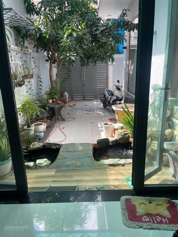 Nhà bán bình trị đông, bình tân, tên lửa thẳng 1 trục, 8x12.5m, biệt thự mini 2 tầng, tuyệt đẹp