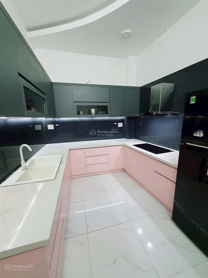 Đi mỹ bán nhà đường cao thắng q10 hxh sổ hồng riêng 61m2