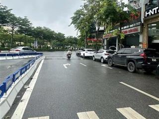 Bán nhanh nhà mặt phố cầu giấy  55m2  5 tầng  chỉ 33 tỷ