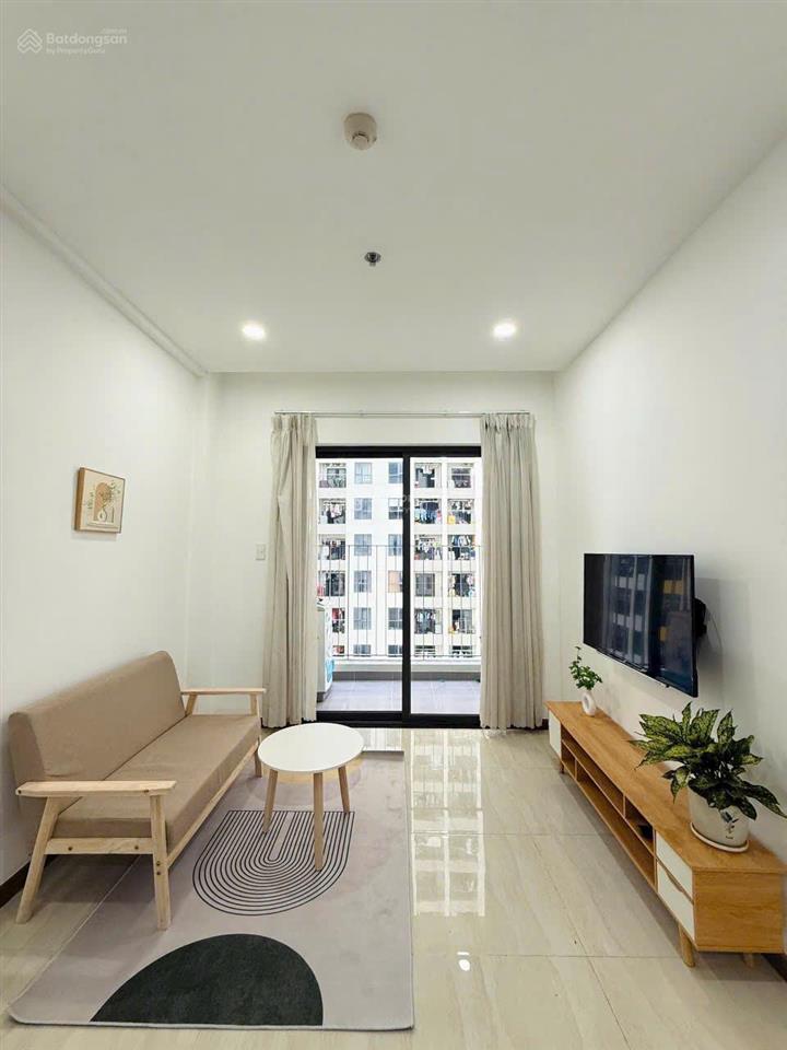 Bcons plaza, căn 2pn  2wc, sổ sẵn, ngay trung tâm thương mại bcons city, hỗ trợ vay 70%