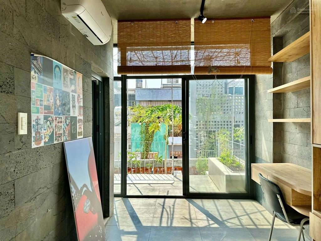 Bán nhà hẻm sát đường lớn nơ trang long dt 4.3x10m xây 2l st. 6.6 tỷ. thiết kế đẹp xây mới. shr