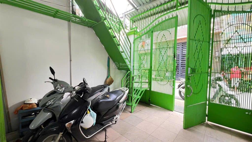 Bán nhà nội bộ thạch lam sát lũy bán bích 4x20.5m 1 lầu. giá 8.9 tỷ tl